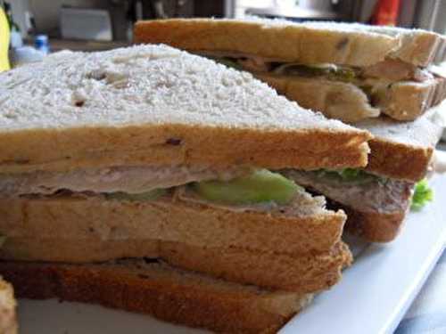Club sandwich poulet-tapenade