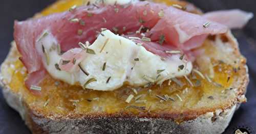 Crostini abricot jambon fromage