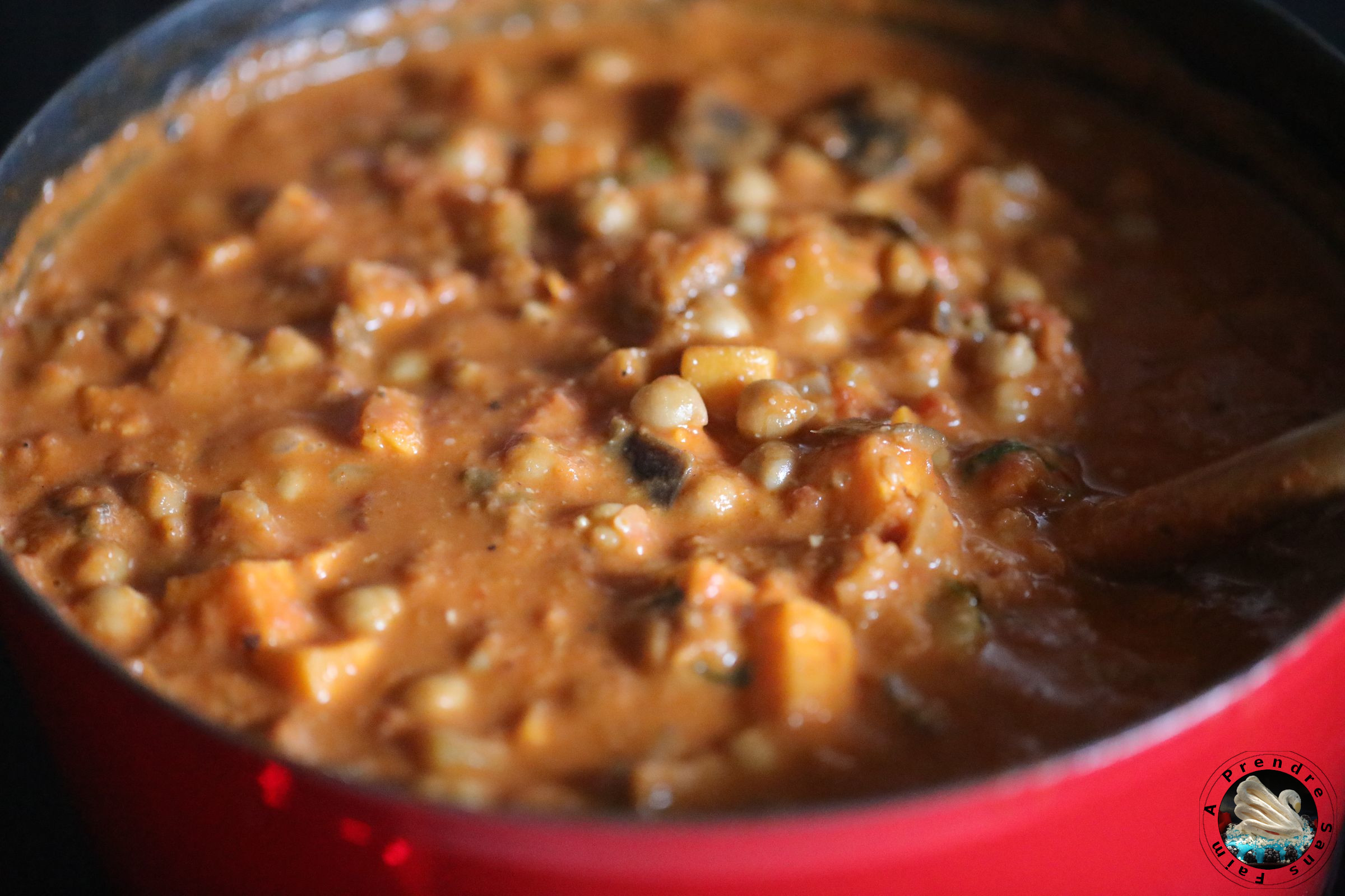 Curry Thaï végétarien au lait de coco et pois chiches 