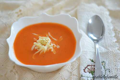 Soupe de tomates rôties - Közlenmis domates çorbasi