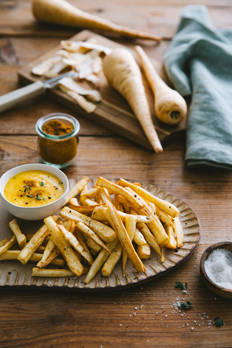 Frites de panais sauce curry