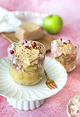 Crumble Granny Smith au Foie Gras & condiment acidulé aux échalotes