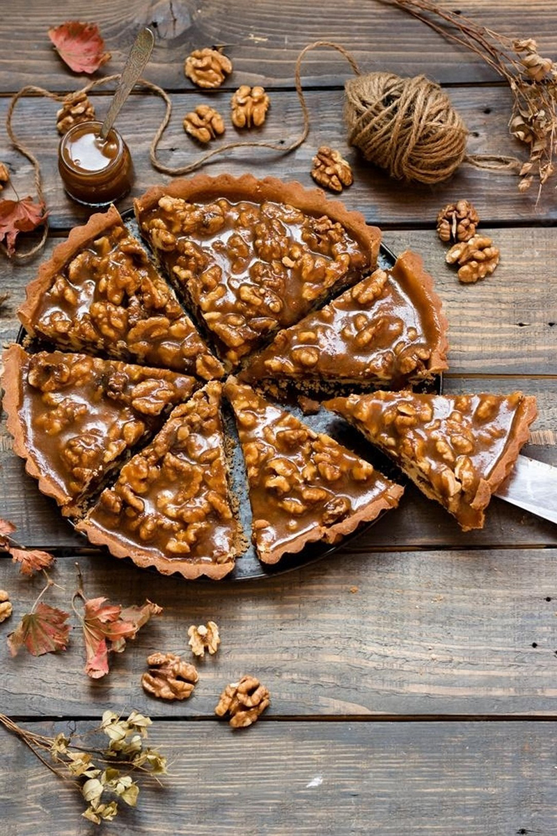 Tarte au caramel et aux noix