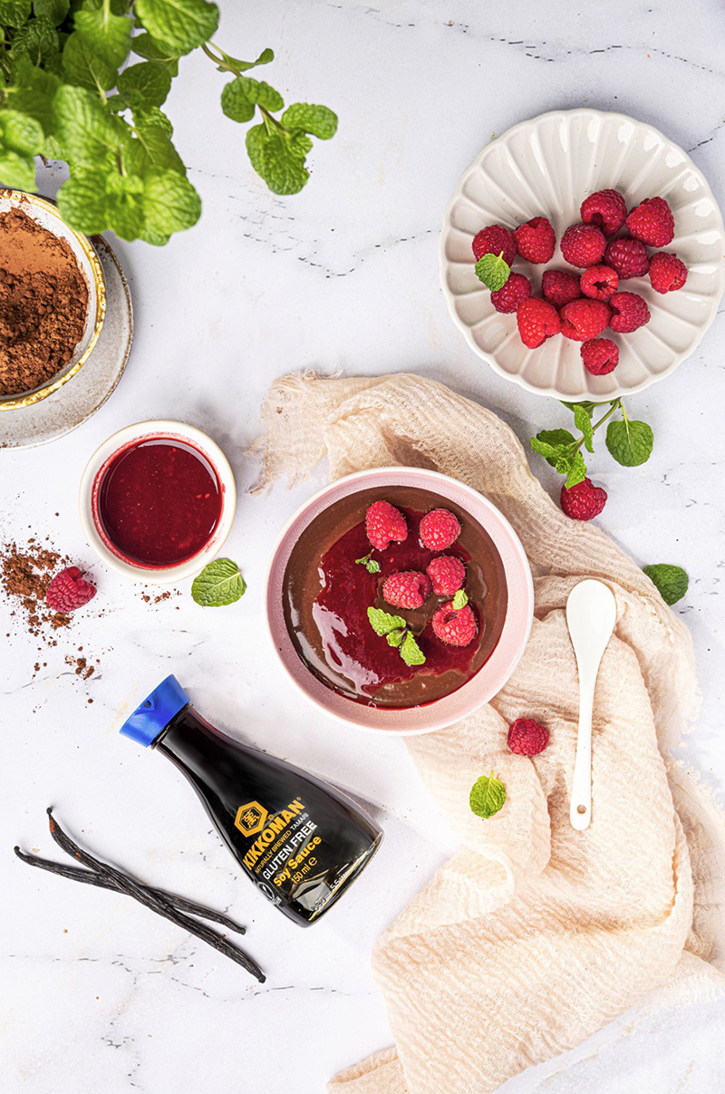 Riz au lait au chocolat et coulis de framboise