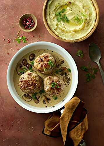 Paupiettes de veau à la crème, moutarde à l’ancienne et champignons