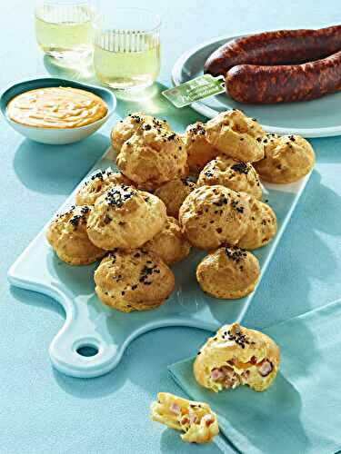 Gougères à la Saucisse de Montbéliard IGP, Comté AOP et mayonnaise épicée