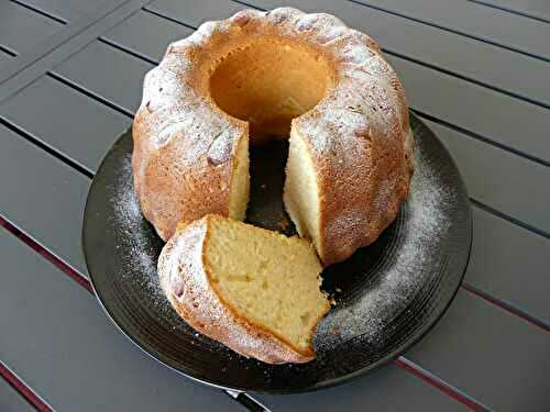 Gâteau italien au yaourt et amandes *