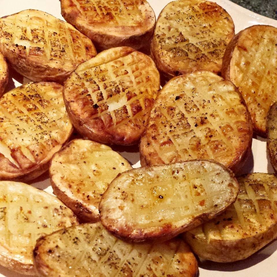 Pommes de terre grillées au four