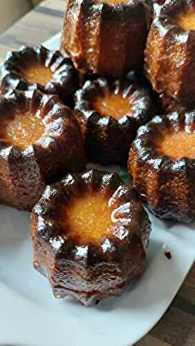 Canelés bordelais