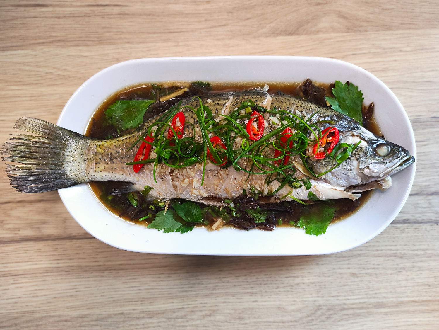 Poisson vapeur à la sauce soja et au gingembre