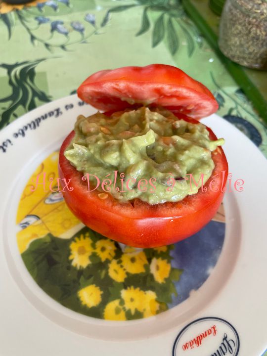 Tomate farcie avocat crevettes