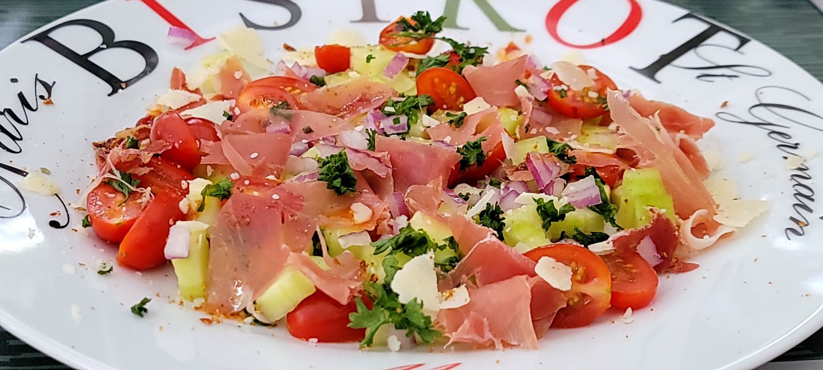 Salade de concombre à l'italienne