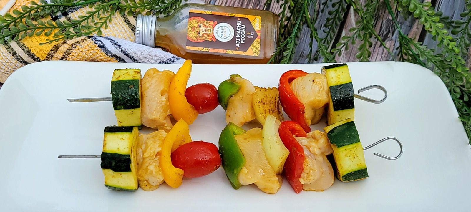 Brochettes de poulet au piment 