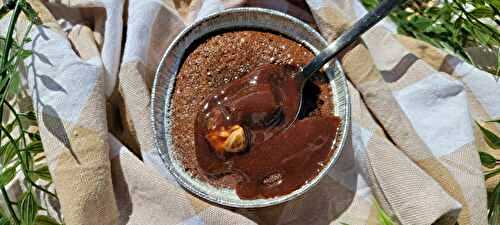 Coulant au chocolat noir coeur chocolat blanc