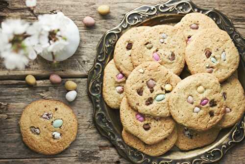 Recette Cookies aux oeufs de Pâques et au chocolat moelleux facile