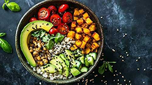 Buddha bowl au quinoa coloré