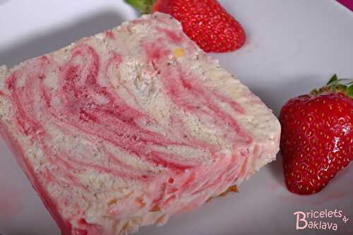 Parfait glacé fraise-rhubarbe
