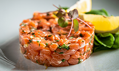 Tartare de saumon : découvrez la recette facile pour un résultat toujours parfait