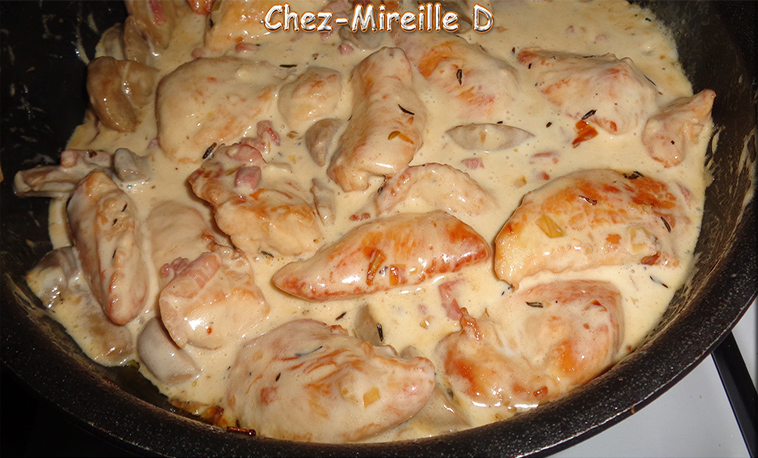 Émincés de Poulet Moutarde Lardons Champignons