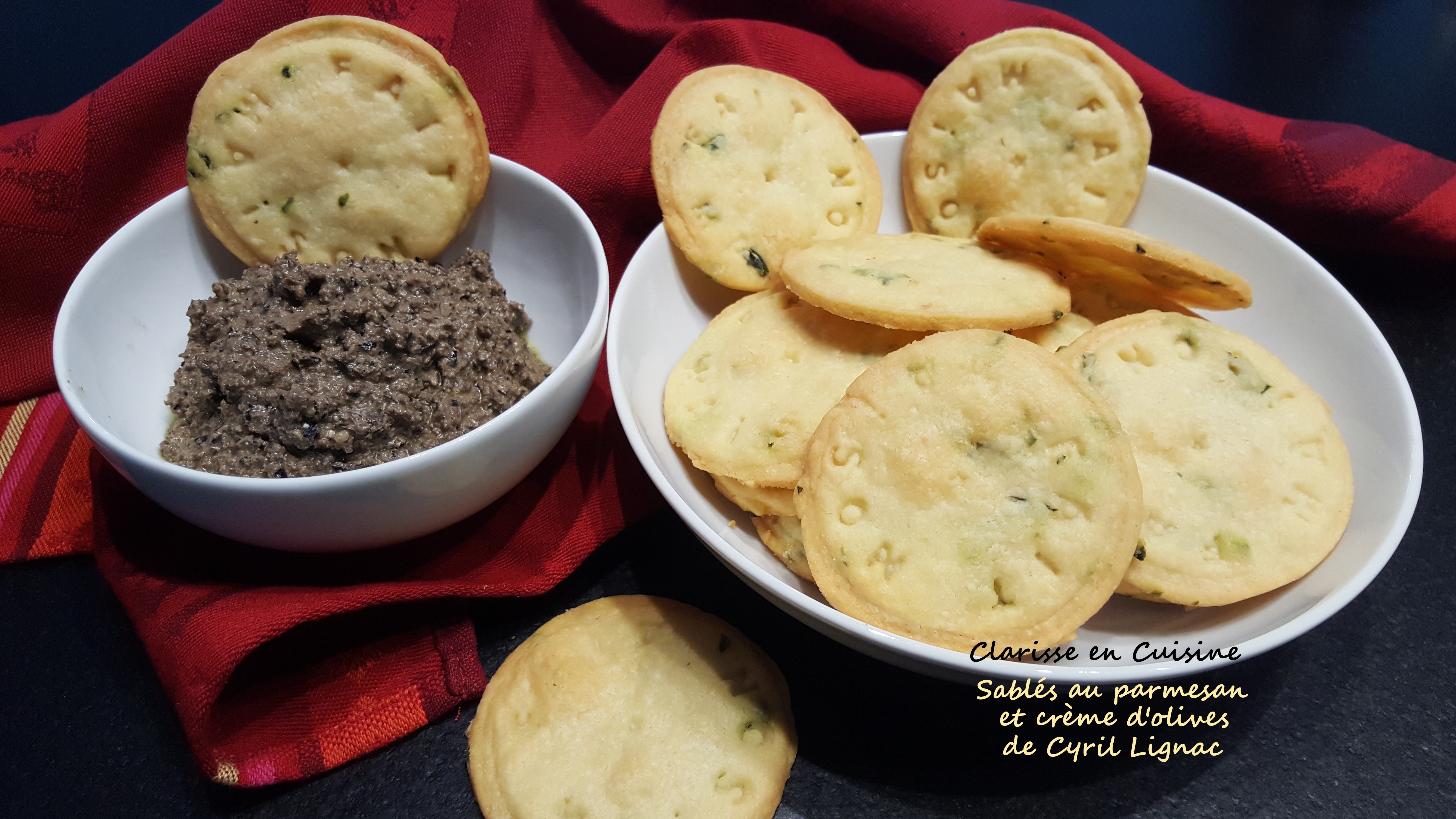 Sablés au parmesan et crème d’olives de Cyril Lignac