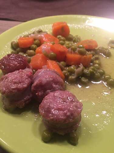 Saucisses et légumes