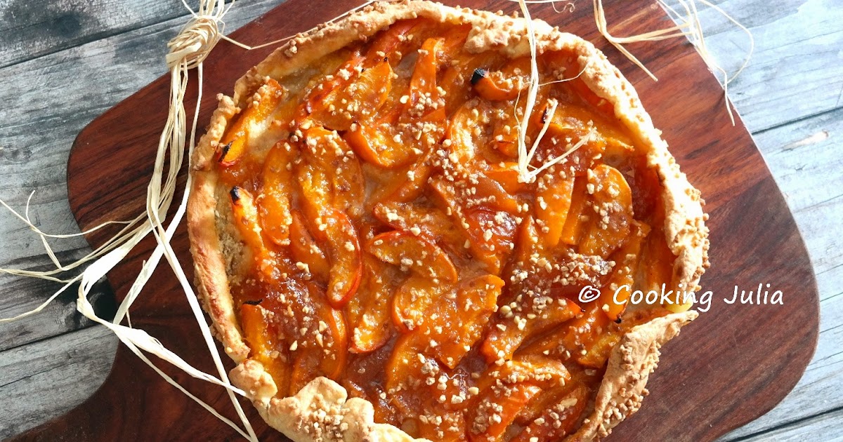 TARTE RUSTIQUE AUX ABRICOTS ET PRALIN