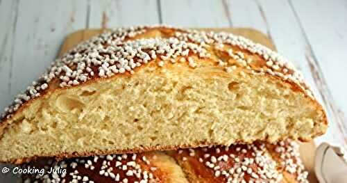 BRIOCHE TRESSÉE AU MASCARPONE ET SUCRE PERLÉ