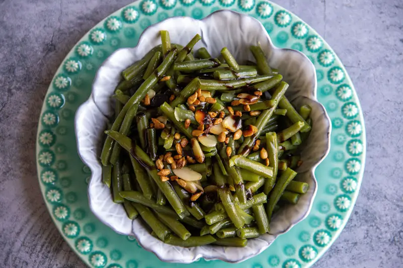 Haricots verts aux amandes et à la crème balsamique