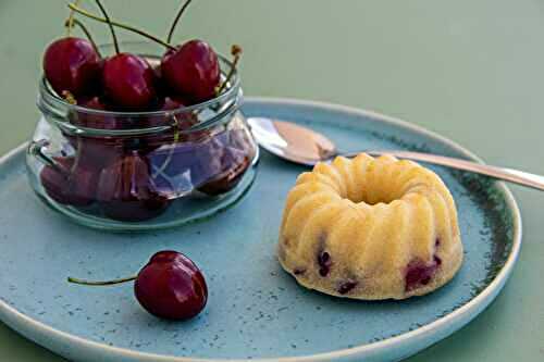 Petits Bundt cakes aux cerises