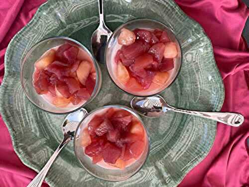 Panna cotta au coco et aux pêches
