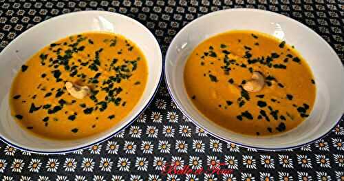 Velouté de carottes crues aux noix de cajou