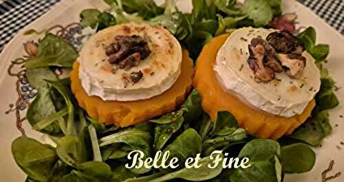 Chèvre chaud sur une tranche de butternut