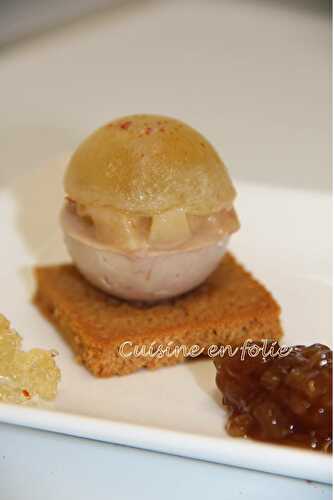 Boule de foie gras, gelée de Sauternes, et brunoise de poires