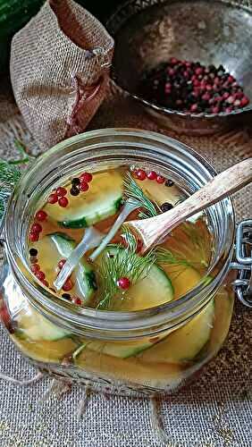 Pickles de concombre au vinaigre aromatisé