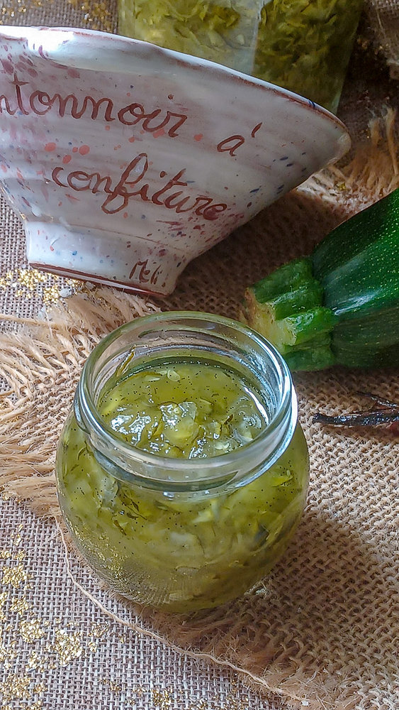 Recette de la confiture de courgettes au citron de Manou