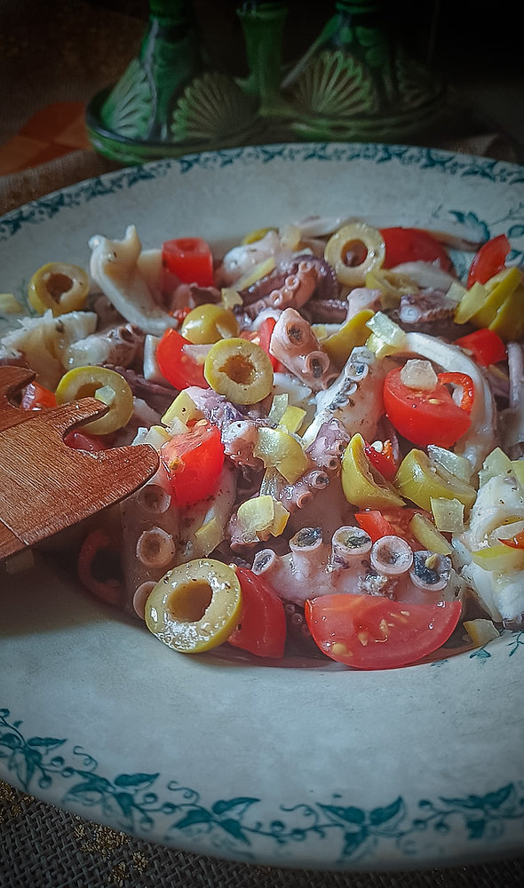 Salade de poulpes au citron confit et olives vertes