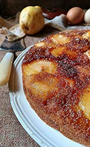 Gâteau moelleux caramélisé aux poires