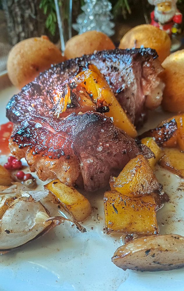 Tournedos de Magret de Canard Farci à la mangue : Une Recette Élégante et Savoureuse