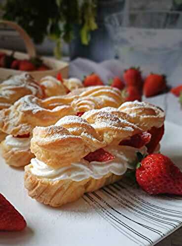 Éclairs Fraises Chantilly : Un Délice de Grand-Mère pour vos Déjeuners en Famille