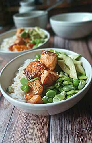 Poke Bowl au saumon épices Thaï