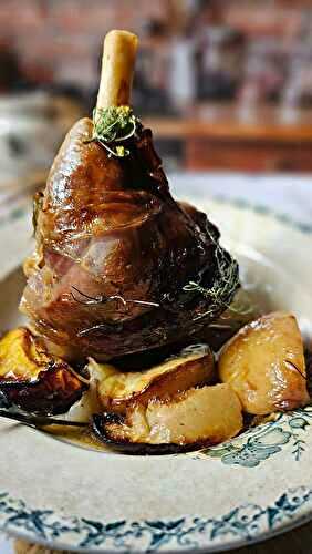 Souris d'agneau confites aux pêches et fenouil sauvage : un mariage estival