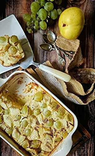 Clafoutis d’automne à la poire et au raisin : le dessert réconfortant de saison