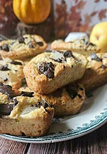 Mini cakes poire & chocolat noir : le duo irrésistible pour les goûters d’automne