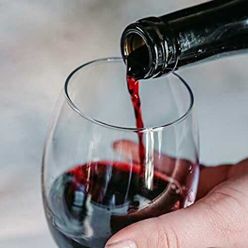 Beaujolais Nouveau : histoire, origines et secrets de dégustation