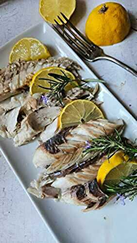 Saupe au four, vin blanc & huile de fenouil sauvage