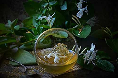 ✨ Gelée de fleurs de chèvrefeuille (Honeysuckle Jelly)