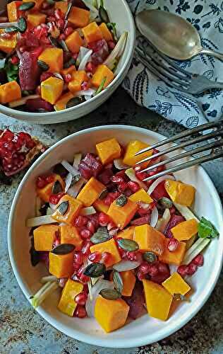 Salade d'automne à la betterave, butternut rôtie et grenade