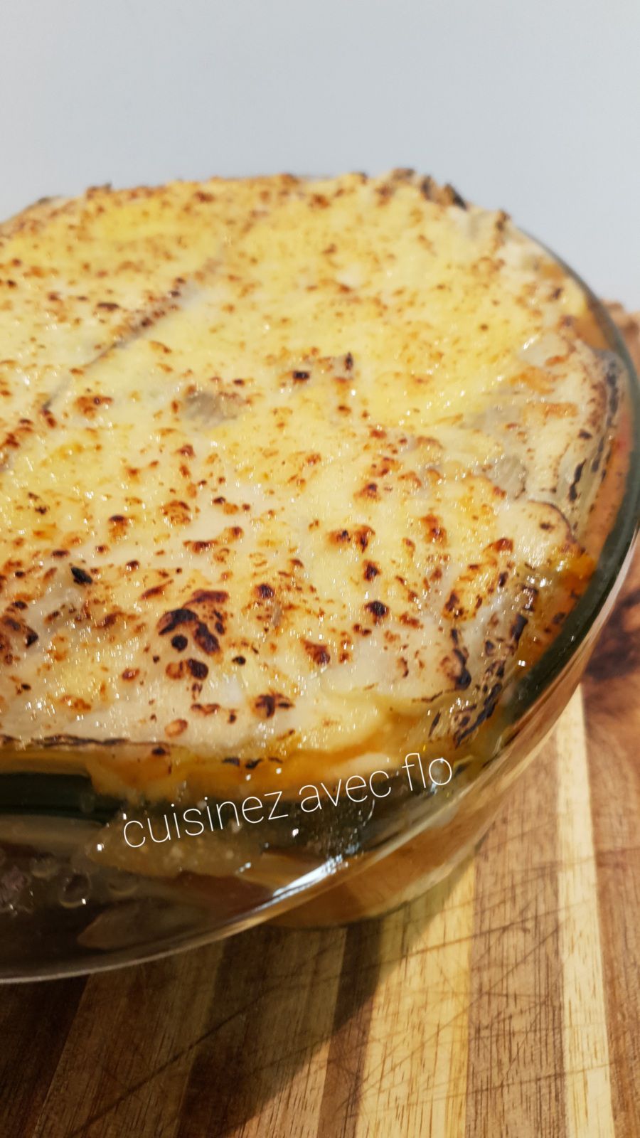 Plat de Lasagne avec des côtes de blettes