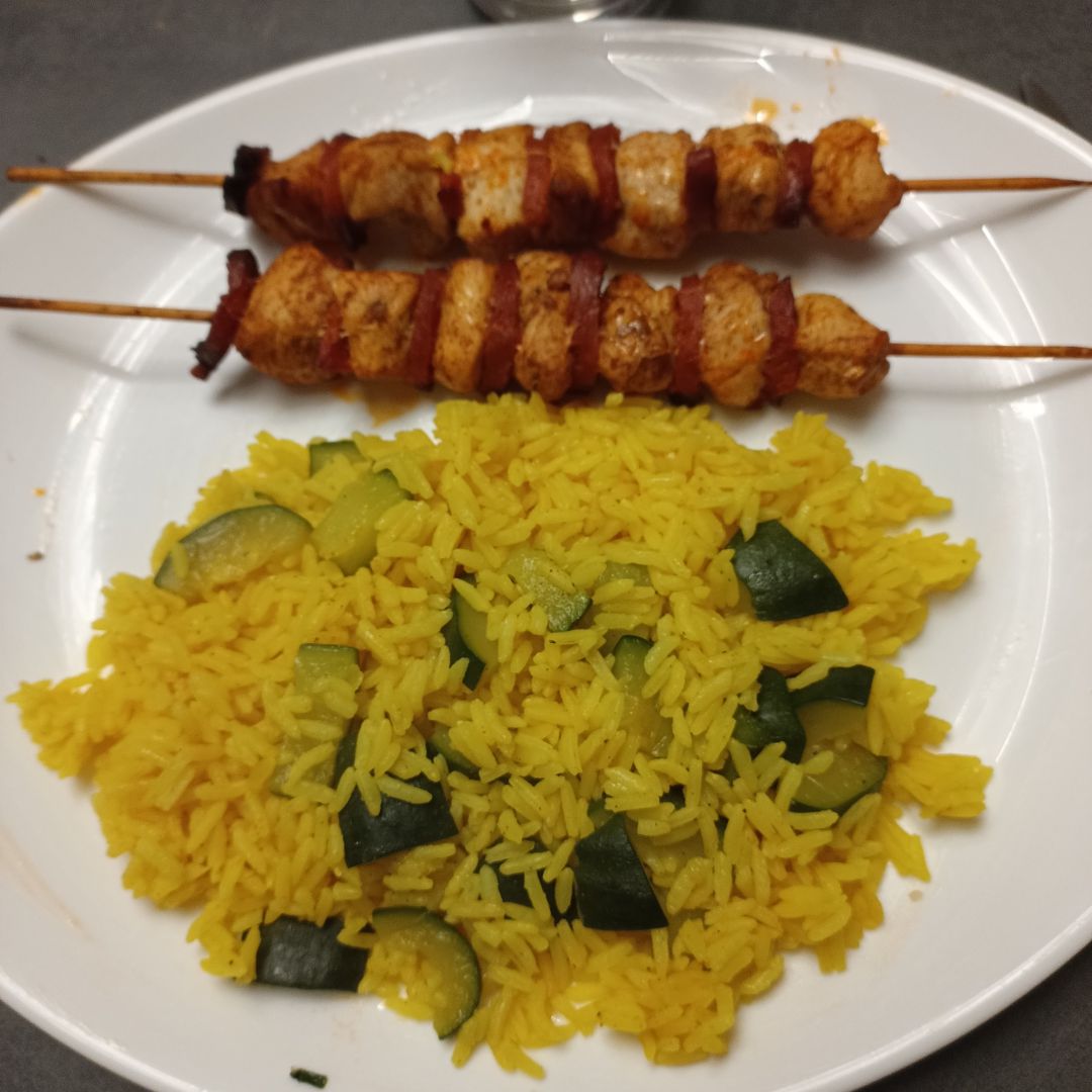 Brochettes poulet chorizo riz safrané 1 courgette COMBI NINJA