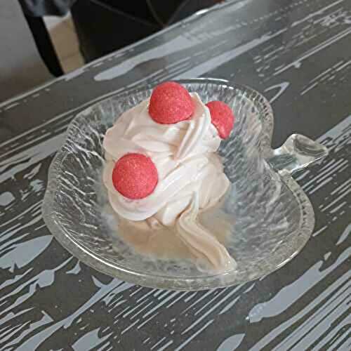 Crème glacée fraises tagada avec swirl ninja